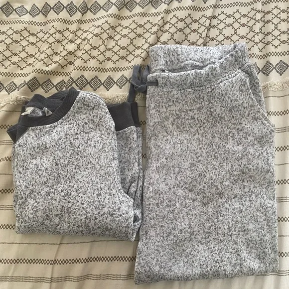 L.L. Bean Lightweight Sweater Fleece Top AND pants - Picture 4 of 4